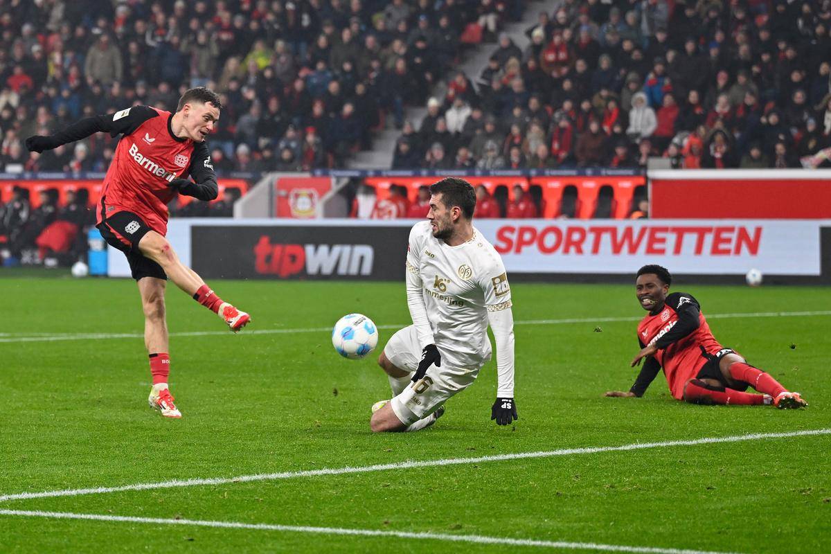 爱游戏体育官网-关于美因茨主场取得胜利，士气高涨的信息