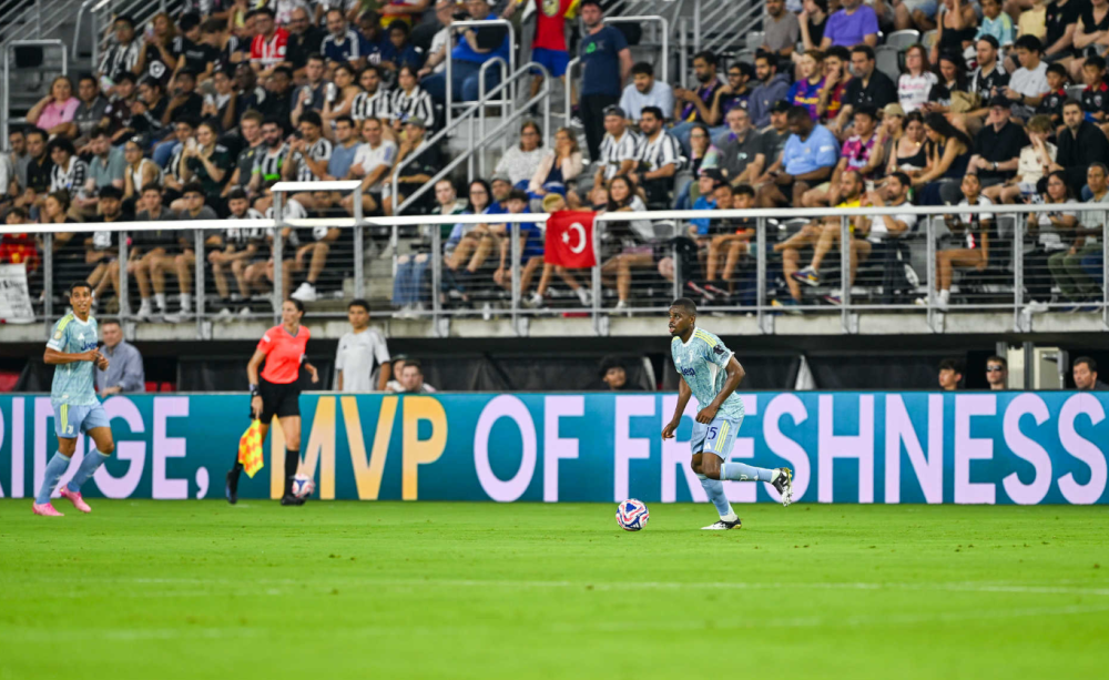 卡尔蒂斯阵容齐整,劲旅全力以赴世俱杯争冠的简单介绍 卡尔蒂斯阵容齐整,劲旅全力以赴世俱杯争冠的简单介绍