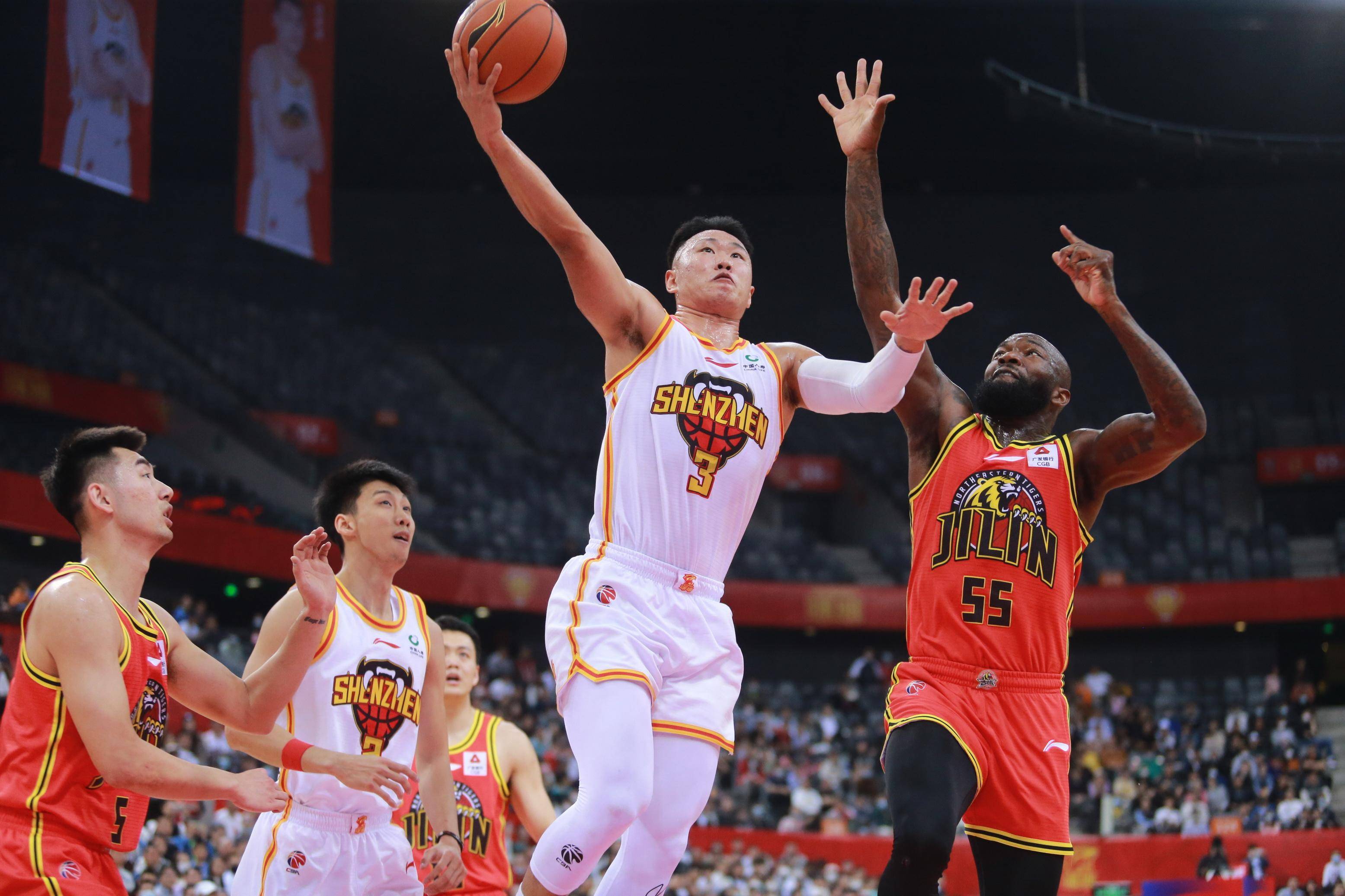 爱游戏体育直播-关于凭借一波辽宁队，CBA季后赛成功进球，现场全场沸腾的信息