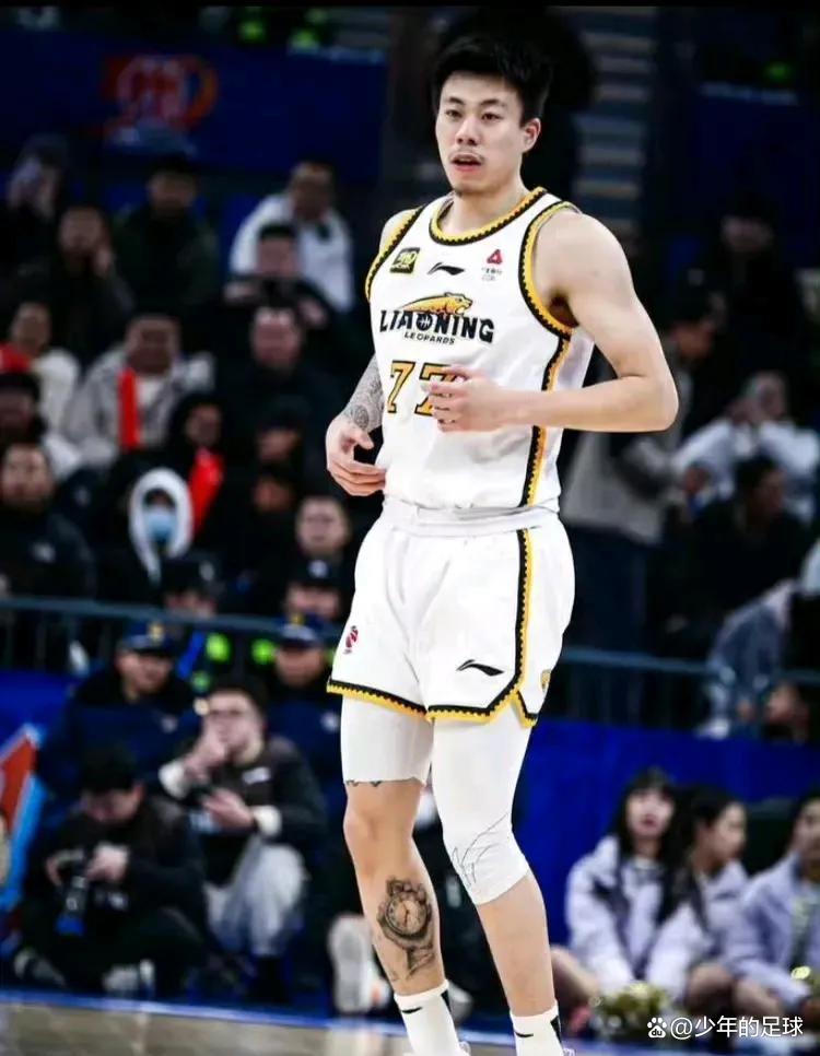 吉林队球员在比赛中展现出令人意外的实力 吉林队球员在比赛中展现出令人意外的实力