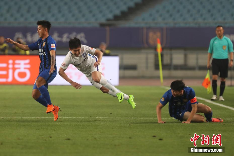 关于江苏苏宁客场战胜天津泰达,坚守不败战绩的信息 关于江苏苏宁客场战胜天津泰达,坚守不败战绩的信息