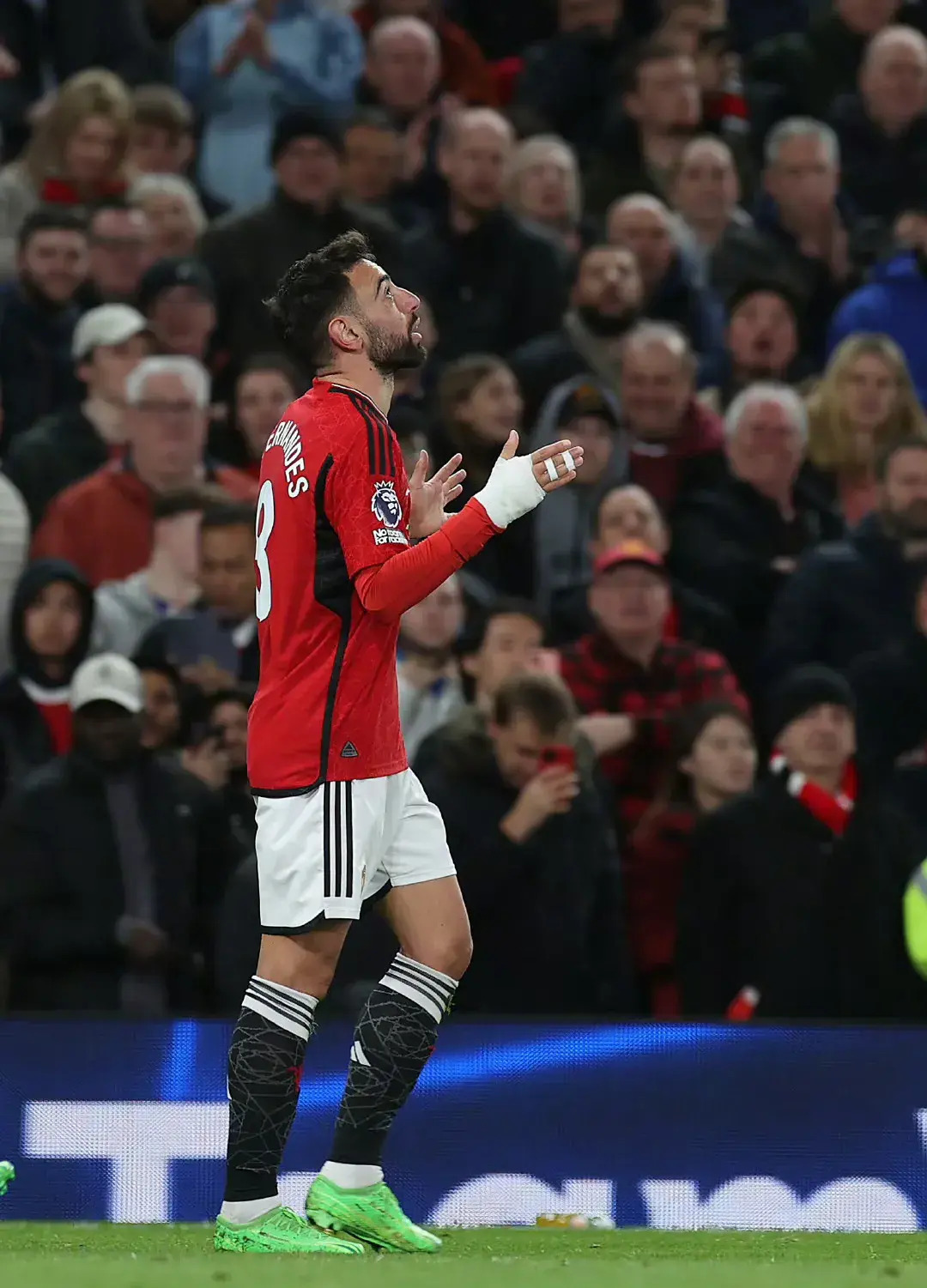 爱游戏登录入口-利物浦迎接挑战，球员斗志昂扬备战的简单介绍