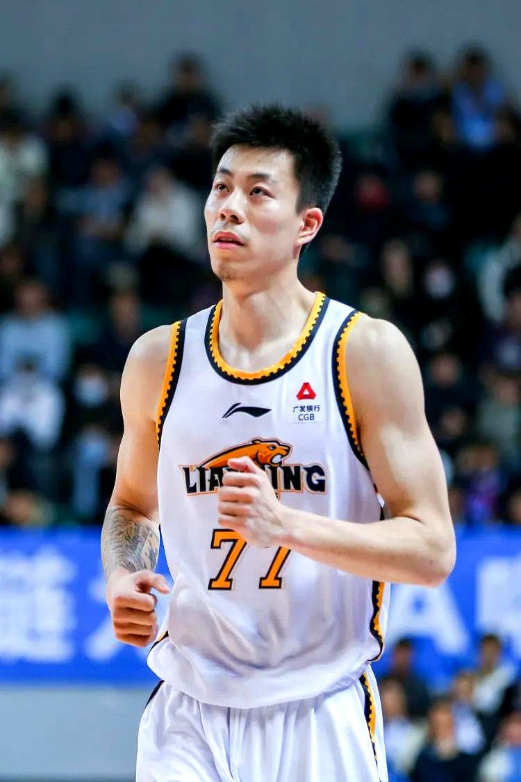 爱游戏网页版登录入口-辽宁男篮惨败，外援表现黯淡，需重整旗鼓的简单介绍