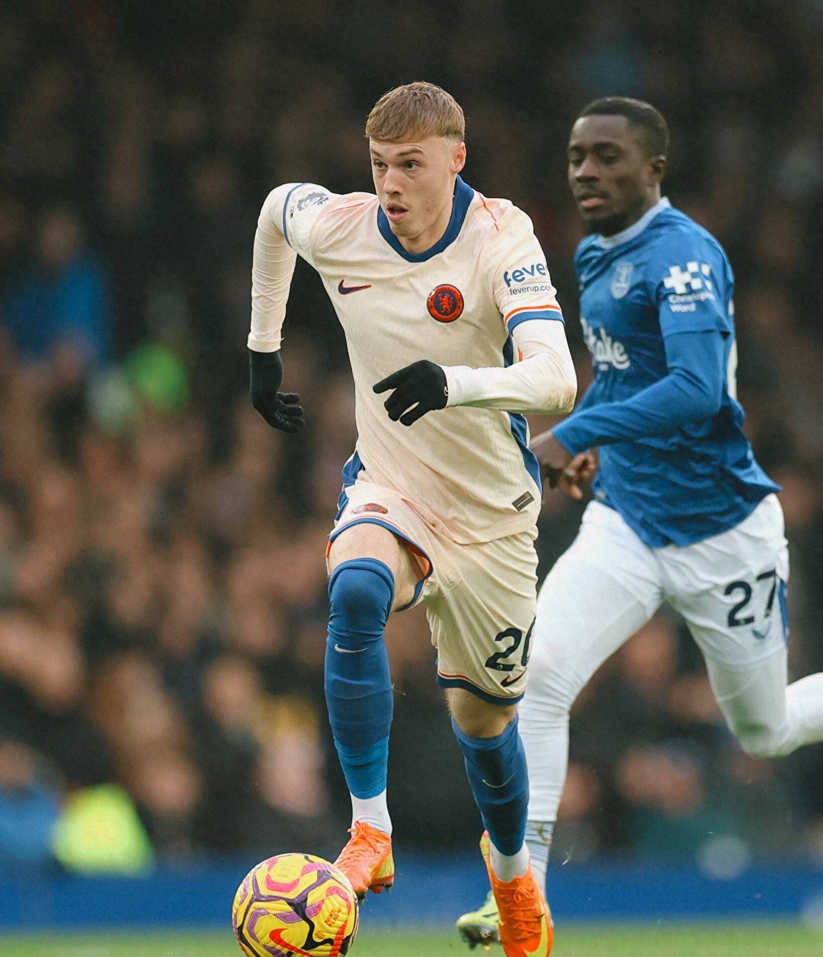 包含埃弗顿客场拿下切尔西,继续稳固排名的词条 包含埃弗顿客场拿下切尔西,继续稳固排名的词条