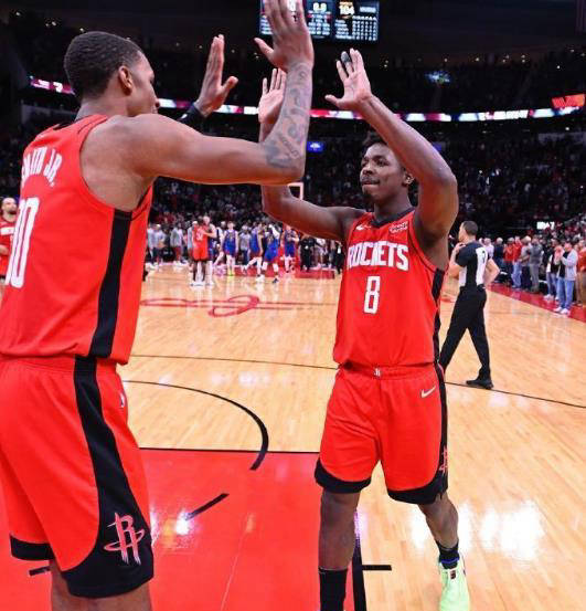 爱游戏app下载-火箭新援上线即爆发，为球队带来胜利的简单介绍