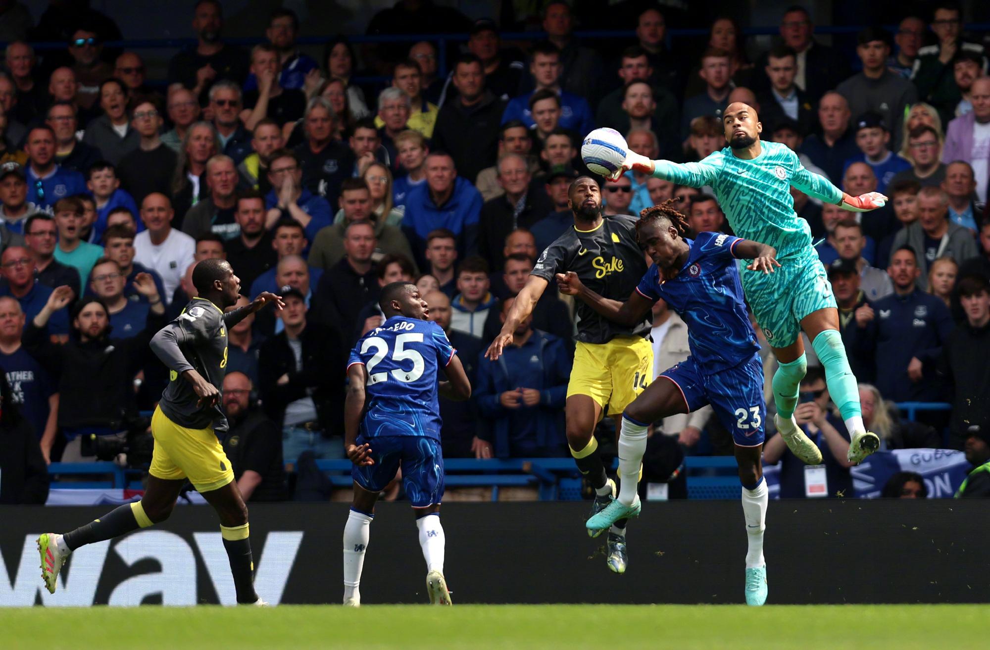 爱游戏官网-切尔西对阵马赛，英伦之战谁能胜出？的简单介绍