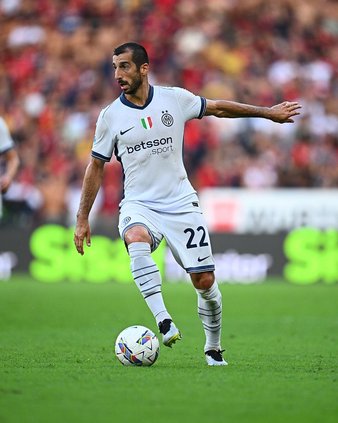 包含热那亚客场战平，积分略有增加的词条