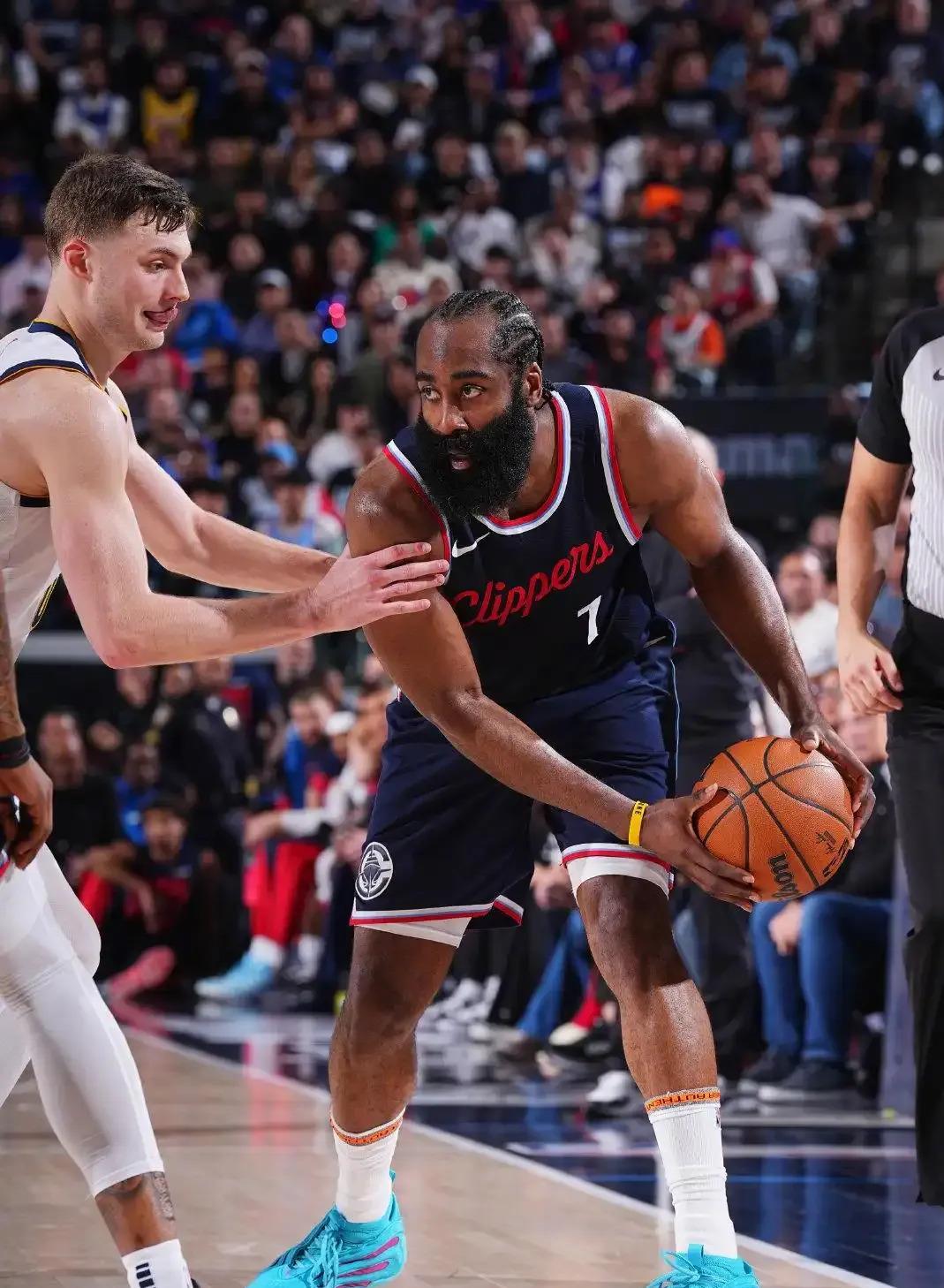 快船击败老鹰，稳住西部领先