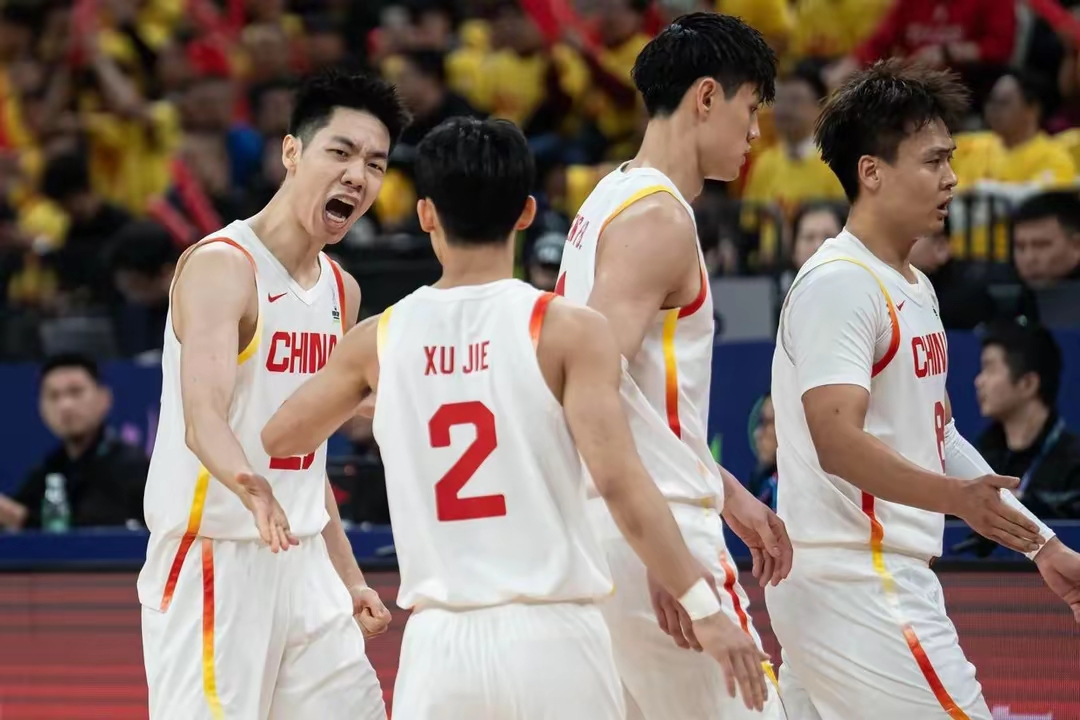 爱游戏体育网站-日本篮球队相继获胜，晋级比赛下一阶段