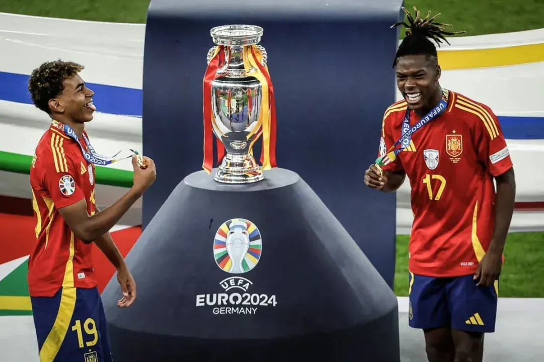 爱游戏-比利时全胜小组第一欧洲杯斩获四连胜的简单介绍