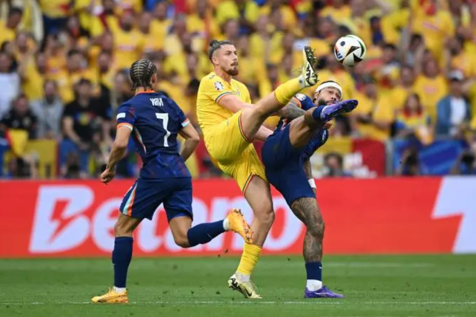 爱游戏官网-包含荷兰在最后时刻-击败乌克兰，闯入淘汰赛的词条