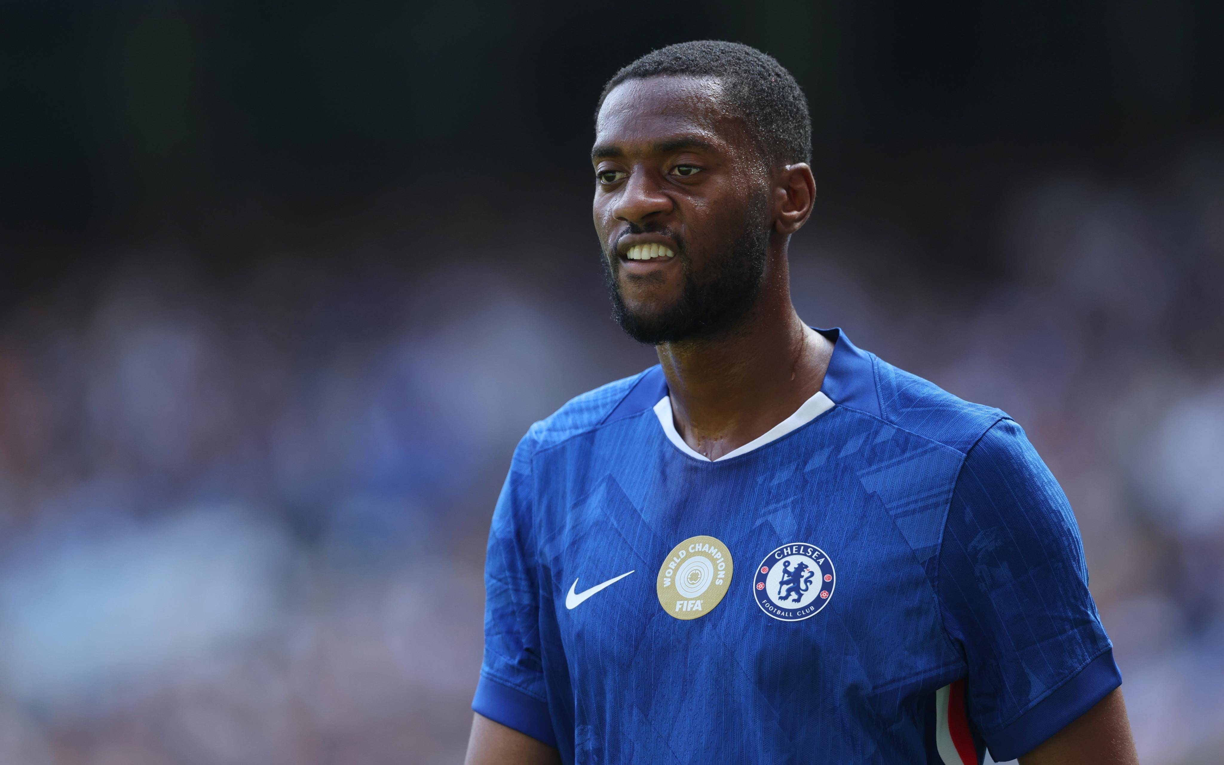 包含切尔西神勇拿下对手，英超领头羊位置更加稳固的词条