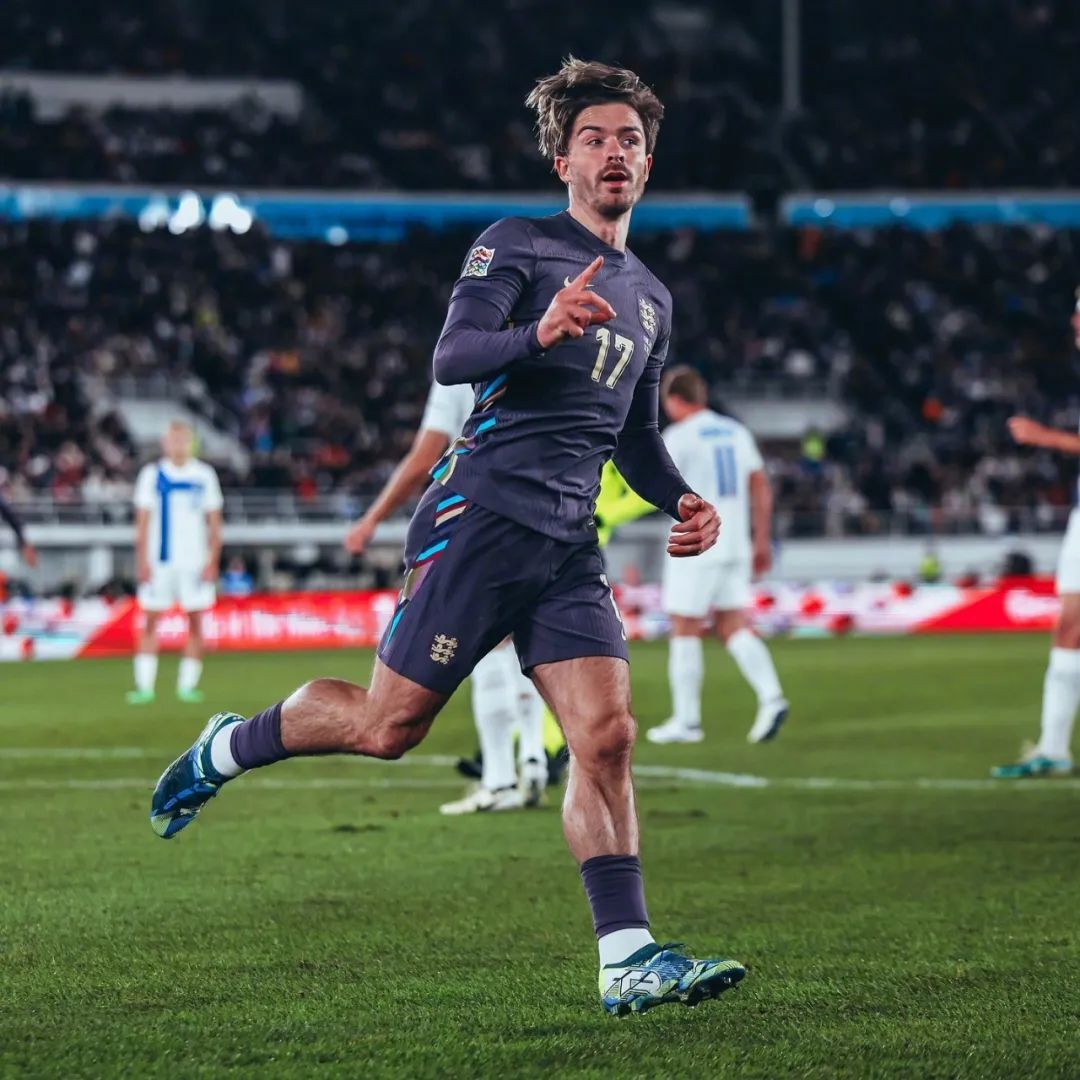 爱游戏官网-包含英格兰奋力抗击，扳平比分带来希望的词条