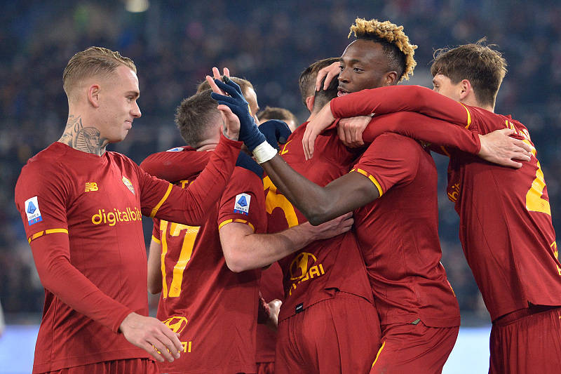 包含亚特兰大客场胜利，战绩节节攀升的词条